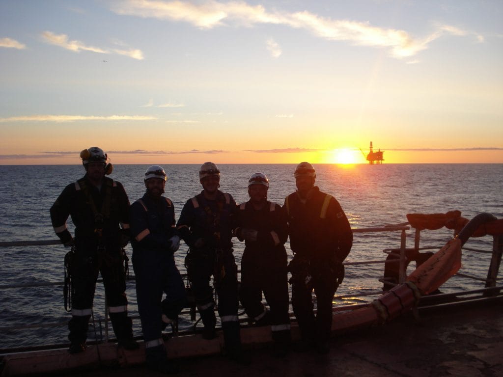 MTL offshore team photo